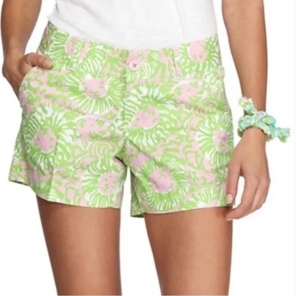 LILLY PULITZER Sunnyside Lion Print CALLAHAN SHORT - Picture 8 of 8